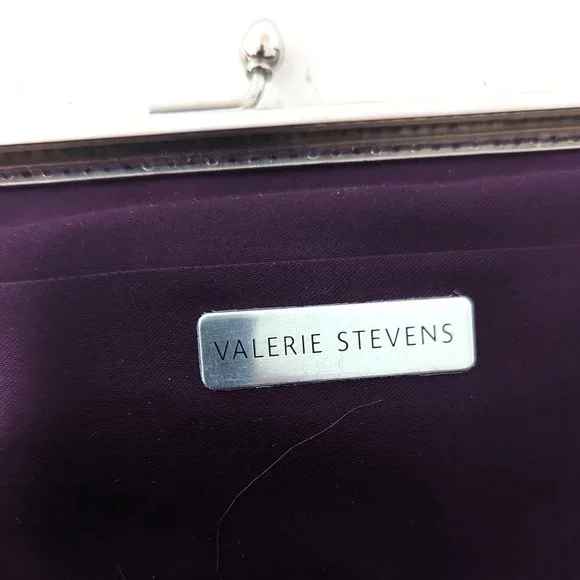 Valerie Stevens Cute Beaded Hinged Clutch Purse w shoulder chain - Picture 5 of 8